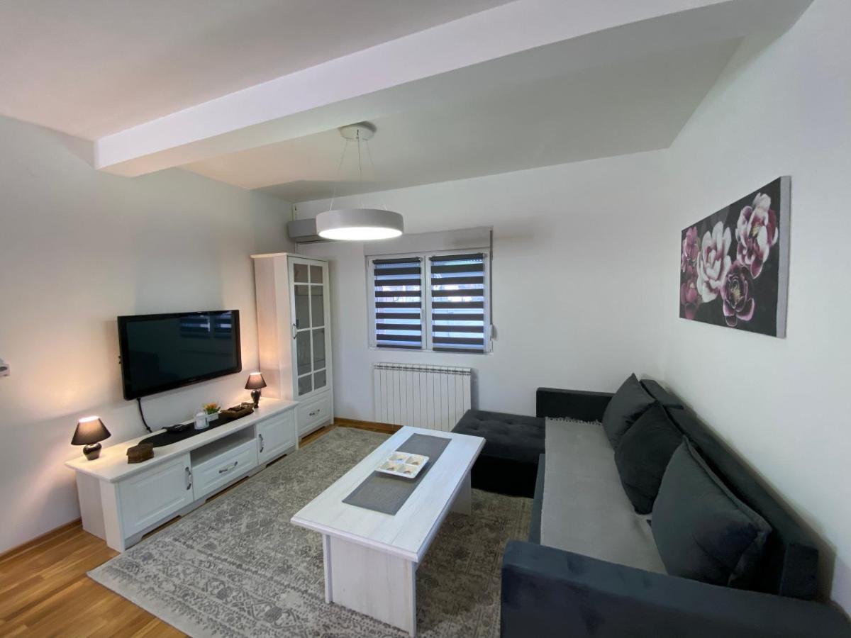 Nbg Hills Apartments Belgrado Exterior foto